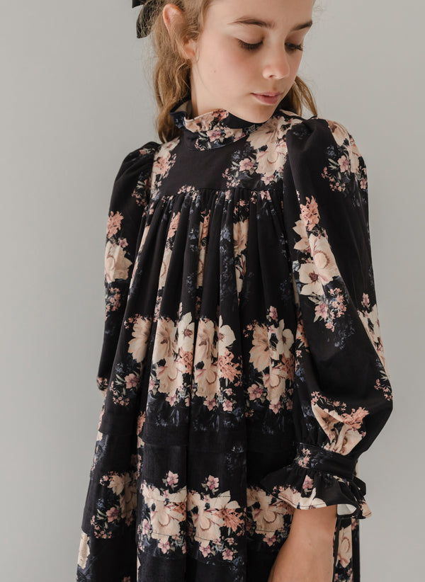 Petite Amalie Black Bouquet Dress